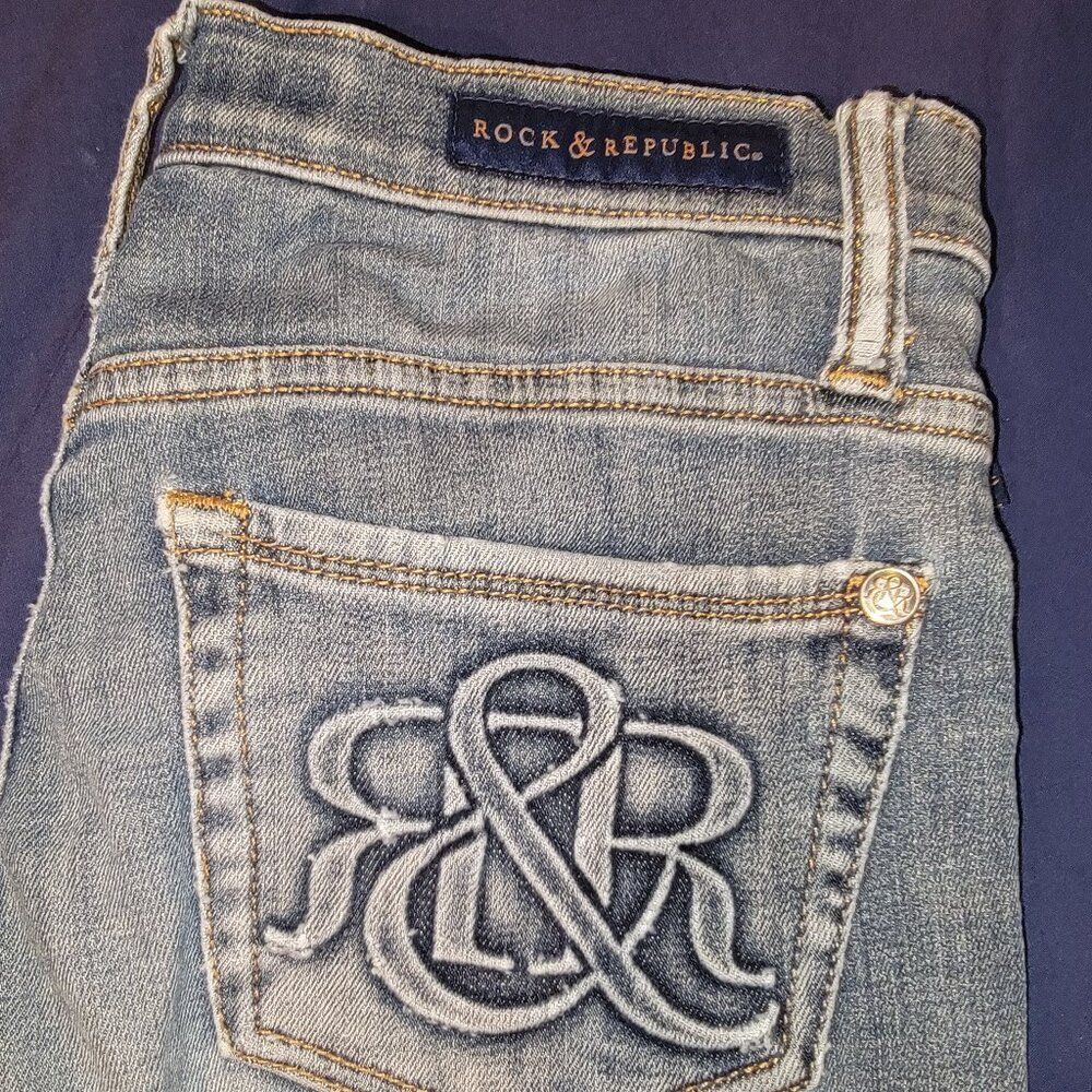 Rock & Republic 'Kasandra' bootcut jeans - Picture 2 of 9